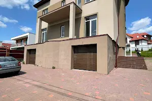 квартира за адресою Демократична вул., 5