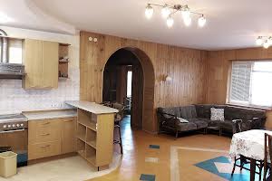 будинок за адресою с. Липовий Скиток, Центральна