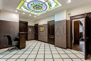 комерційна за адресою Київ, Антоновича вул. (Горького), 131