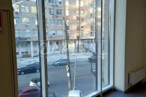 комерційна за адресою Глибочицька вул., 32-Б