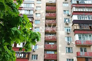 квартира за адресою Братиславська вул., 7-А
