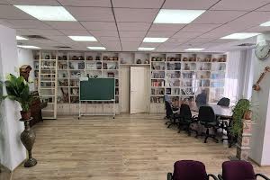 комерційна за адресою Лесі Українки бульв., 7-Б
