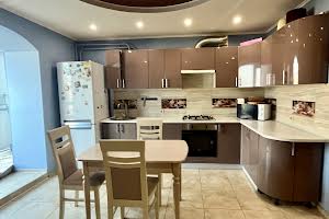 квартира за адресою Михайла Лушпи просп., 5