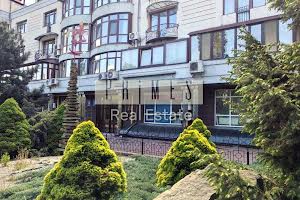 комерційна за адресою Оболонська набережна вул., 15