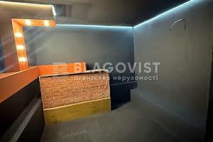 комерційна за адресою Івана Мазепи вул. (Січневого Повстання), 3