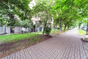 комерційна за адресою Джона Маккейна вул. (Івана Кудрі), 10