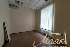 комерційна за адресою Лаврська вул. (Січневого Повстання), 16-В