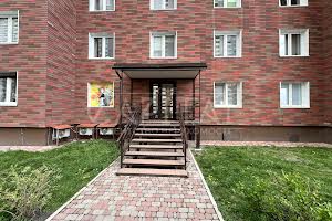комерційна за адресою Балтійський пров., 3