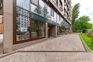 комерційна за адресою Василя Тютюнника вул. (Анрі Барбюса), 28-А