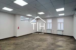 комерційна за адресою Боричів Тік вул., 30