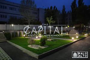 комерційна за адресою Старокиївська, 10