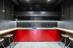 комерційна за адресою Кловський узвіз (Кловський), 7a