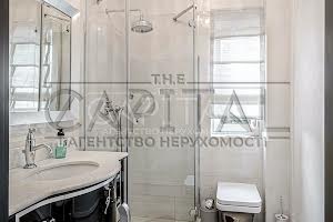 будинок за адресою с. Безуглівка, Миру