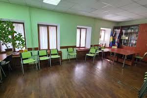 комерційна за адресою Ярославів Вал вул., 10-Б