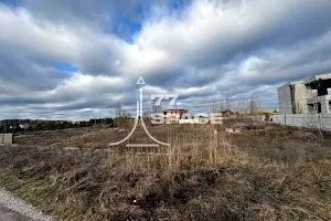 ділянка за адресою Зоряна, 1
