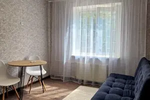 квартира за адресою Добровольців пров., 10