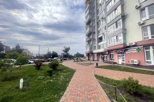 комерційна за адресою Каховська вул., 56