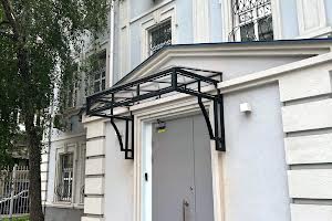 комерційна за адресою Саксаганського вул., 106Б