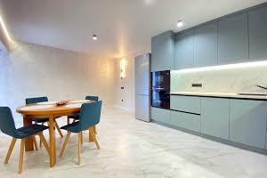 квартира за адресою Степана Бандери вул., 77а