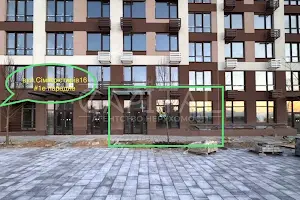 комерційна за адресою Межова вул., 12