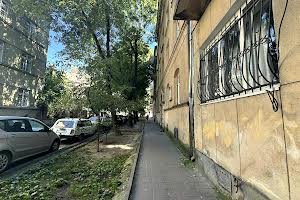 комерційна за адресою Грицька Чубая вул. (), 6