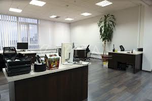 комерційна за адресою Загорівська вул. (Багговутівська), 23