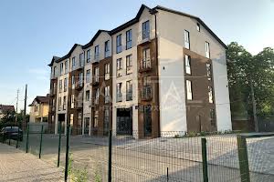 комерційна за адресою 32-га Садова вул., 1