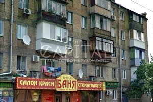 комерційна за адресою Празька вул., 31