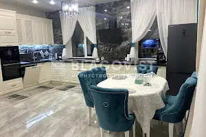 будинок за адресою Шкільна пров. (Шкільна)