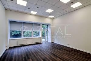 комерційна за адресою Охтирський пров., 7