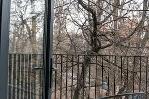 комерційна за адресою Марка Безручка вул., 24
