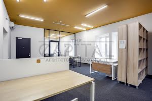 комерційна за адресою Науки просп., 1