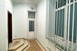 комерційна за адресою Степана Руданського вул., 4-6