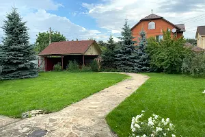 дом по адресу Синеозёрная ул.