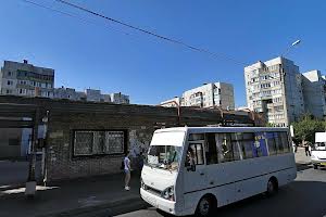 квартира за адресою Козиря Максима вул., 11