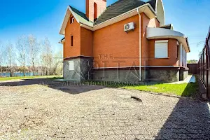 будинок за адресою вул. Березнева, 20