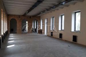 комерційна за адресою Прорізна вул., 8