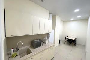 коммерческая по адресу Кловский спуск, 7a