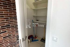 комерційна за адресою Кловський узвіз, 7a