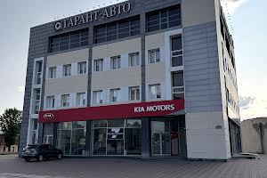 комерційна за адресою майдан Ірини Бугримової пл., 1