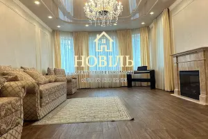 будинок за адресою с. Петропавлівська борщагівка, Затишна вул.