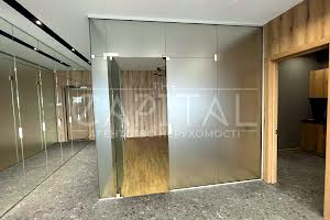 коммерческая по адресу Кловский спуск, 7