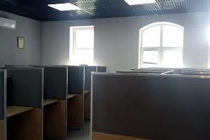 комерційна за адресою Жамбила Жабаєва вул. (Кузьминська), 7А