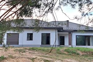 дом по адресу пров. Каштановий
