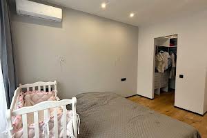 квартира за адресою Височана вул., 18