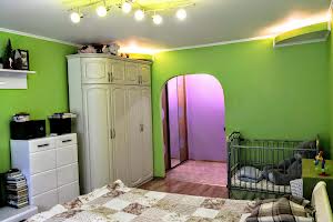 квартира за адресою Захарівська вул., 3а