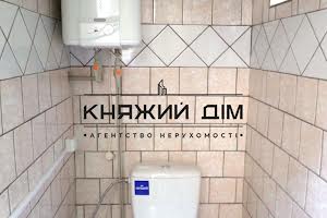 будинок за адресою смт. Козин, Дамба