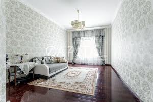 будинок за адресою с. Лісники, Вишнева вул.