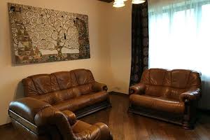 будинок за адресою Парникова вул., 77