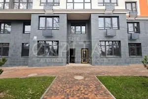 коммерческая по адресу Живописная ул., 3